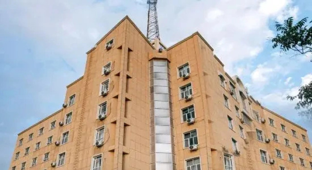Homeinn Fairyland Hotel (Korla Railway Station), Prenota Hotel Korla Xinjiang