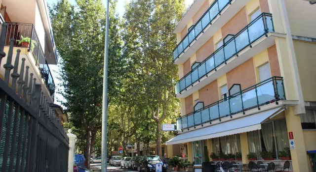Hotel Astra