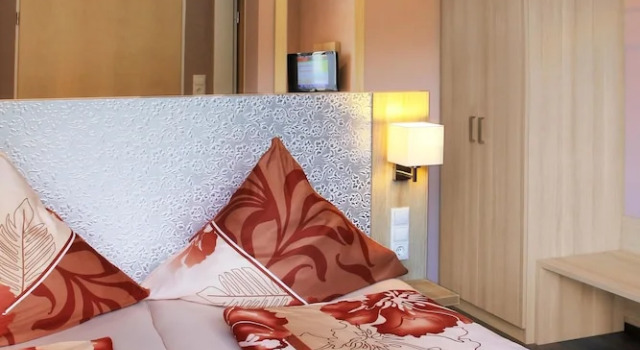 Двухместный номер Superior с балконом и с видом на реку Hotel Rheinkönig