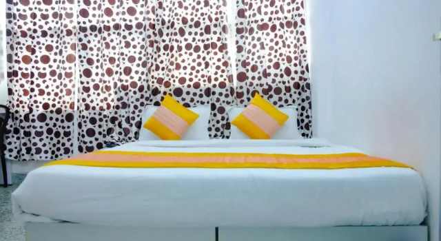 Hotel NewTech Near New Delhi Railway Station, Забронировать Отель Отели Нью-Дели с завтраком, Завтраки