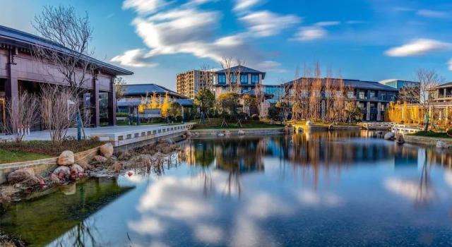 Wyndham Grand Plaza Royale Zhaotong, Boek Hotel Hotels in Zhaotong met parkeren, Parkeren