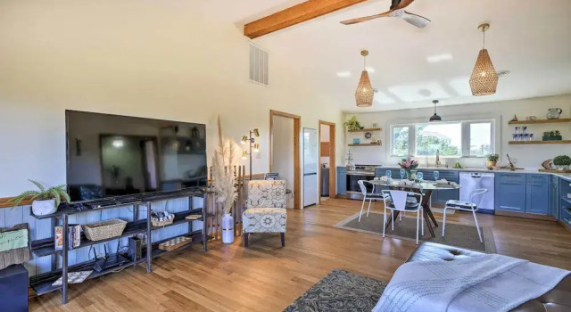 Lovely Avon Home: Walk to Bay & Boat Launch!, Забронировать Дом для отпуска Эйвон Cape Hatteras, рядом с Studio 12
