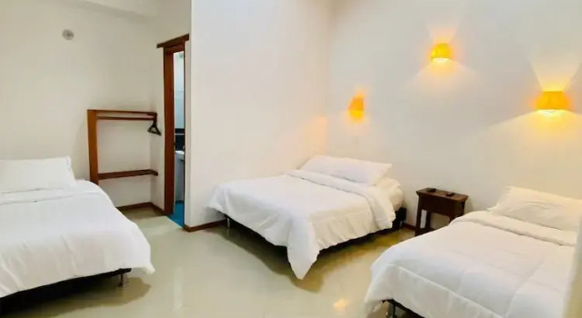 Четырёхместный номер Deluxe Hotel Oasis de la villa