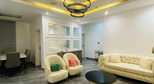 Infinity Luxury Apartment, Buchen Sie Ferienwohnung Hotels in Eti-Osa mit Parkplatz, Parkplätze