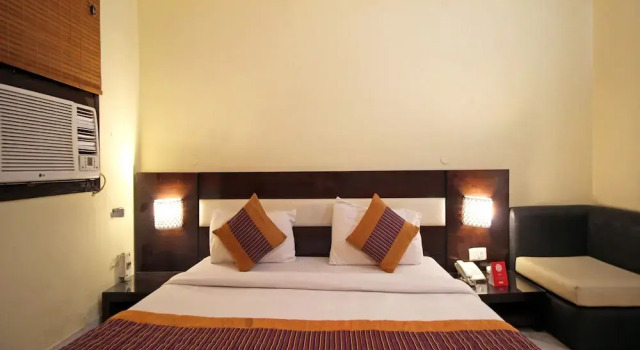 OYO 5106 HKS Residency
