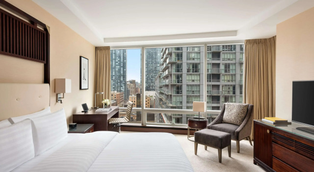 Номер Executive Shangri-La Toronto