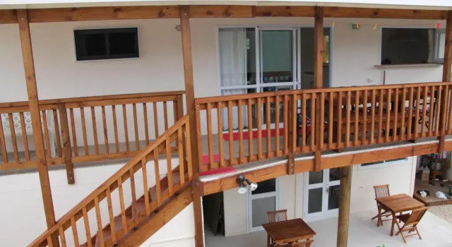 Коттедж с 3 комнатами рядом с пляжем Vaiakura Holiday Homes