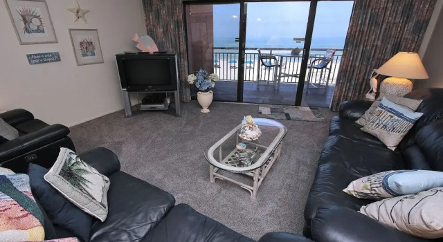 Chateaux 208 Apartment