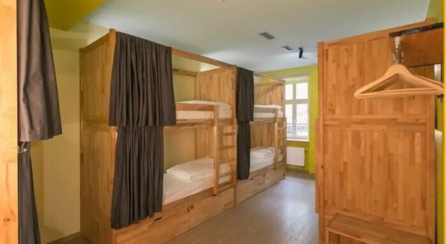 Кровать в общем номере DREAM Hostel Lviv