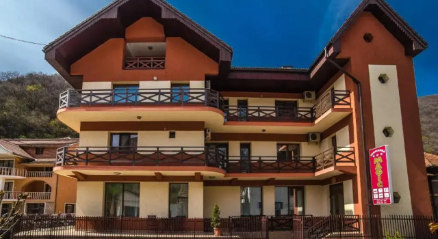 Pensiunea Magic, Rezervovat Hotel Băile Herculane 