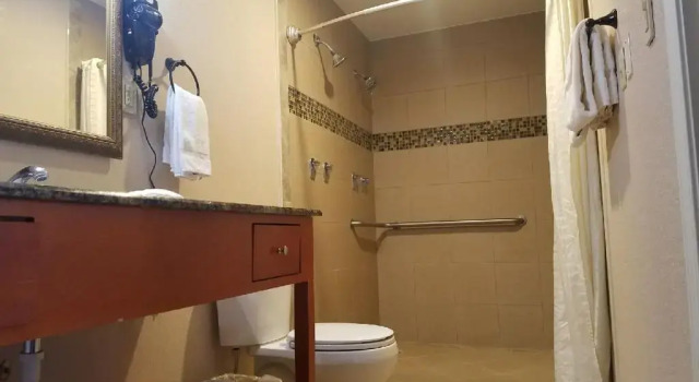 Люкс The Lodge at Russell - Russell Inn