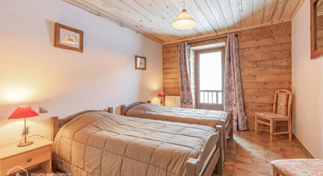 153 Rue des Rochers, Prenota Appartamento Hotel a Alvernia con parcheggio, Parcheggio