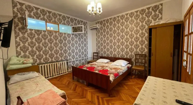 Apartment on Ardzinba 235