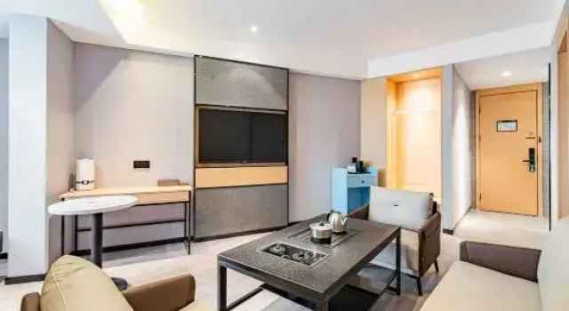 Двухместный люкс Business GreenTree Inn Hotel