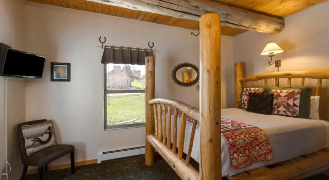 Люкс Deluxe Mariposa Lodge Bed and Breakfast