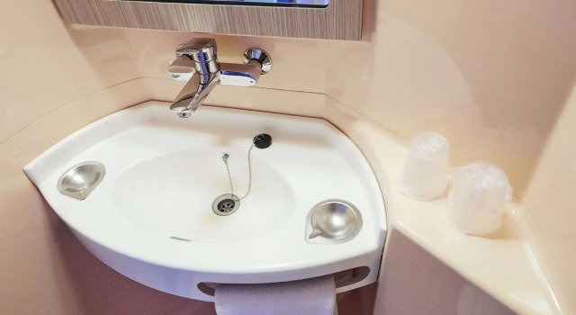 Трёхместный номер Standard Kyriad Direct Annemasse - Genève