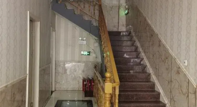 Xinyang Xindu Xinyuan Hotel, Book Hotel Xinyang Henan