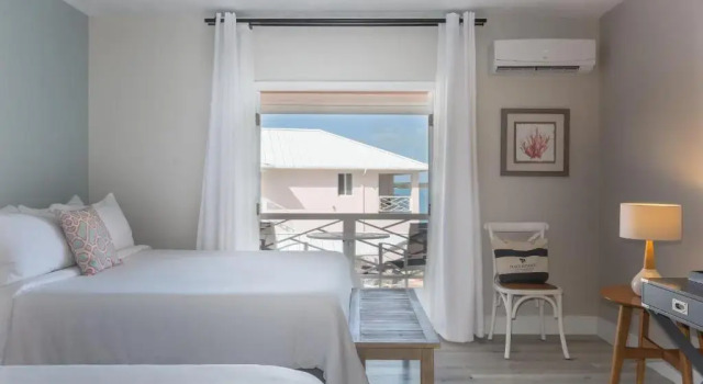 Двухместный номер Standard с видом на бассейн Peace and Plenty Resort
