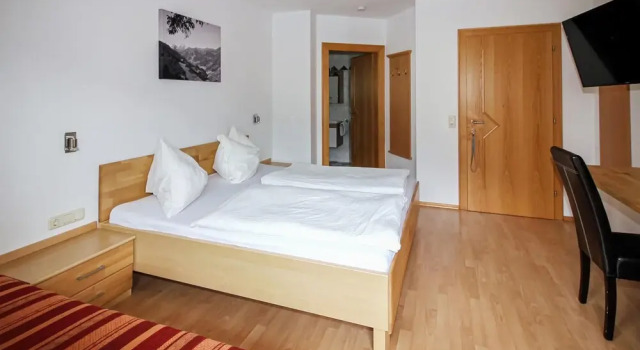 Beautiful Home in Grossarl With 5 Bedrooms and Wifi, Забронировать Отель Гросарль Grossarltal