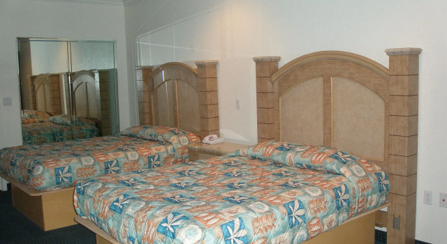 Symphony Inn and Suites