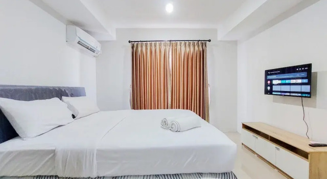 Good Deal And Homey Studio Apartment Anwa Residence Bintaro, Book Apartment Hotels in South Tangerang with a Pool, Swimming Pool