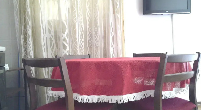 Apartments Lena, Varaa Huoneisto Hotellit Split-Dalmatia pysäköinnillä, Pysäköinti
