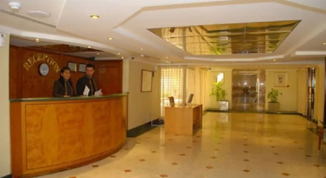 London Crown 2 Hotel Apartments