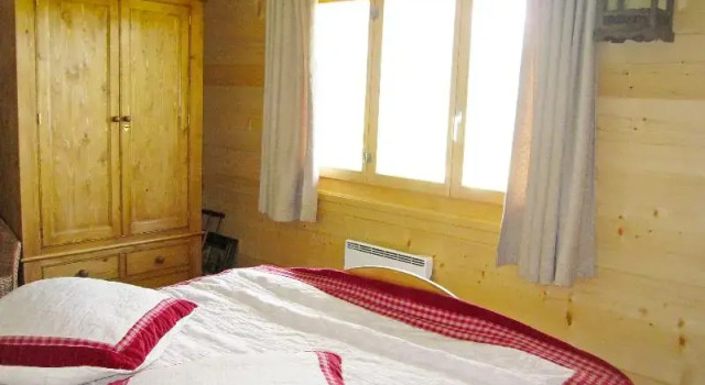 Holiday Home L'Elorian Mayens de Chamoson, Book Chalet Ovronnaz Wallis