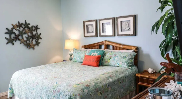Sea Dreams 3 2 Bedroom Condo by RedAwning
