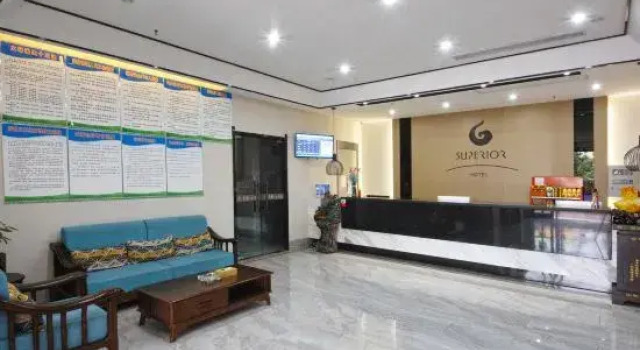 Subai Cloud Hotel (Lu 'an Yeji Victory Times Square Store), Prenota Hotel Hotel a Anhui con parcheggio, Parcheggio