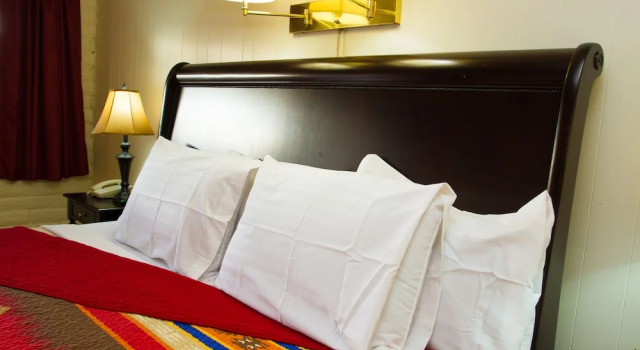 Superior- suite Brad's Desert Inn