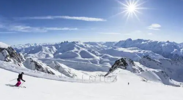 Apartment Bel appartement tout confort pour 4 à 6 personnes - plein sud - vue pistes et village