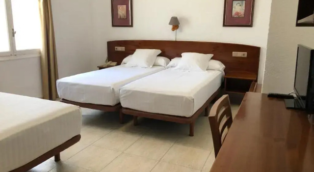 Трёхместный номер Standard Hostal San Juan