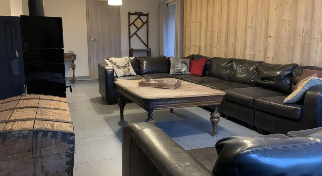 Charming Farmhouse With Large Terrace, Book Vacation Home Houffalize 