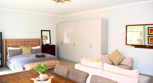 Riverclub Guest Cottage in Riverclub, Sandton