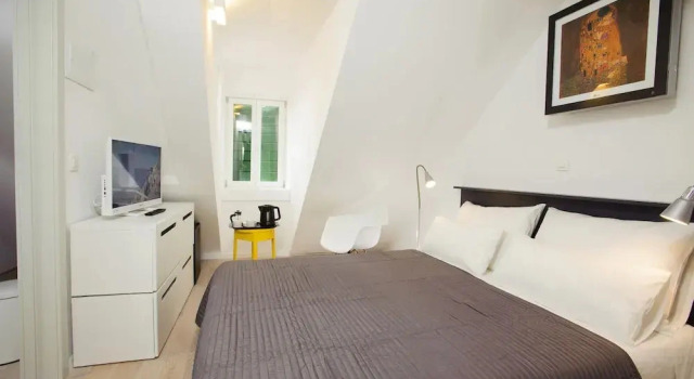 Номер Standard Мансарда с красивым видом из окна Grgur Ninski Rooms