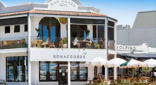 Logooner ocean house walking to beach, Réserver Hôtel Melbourne Melbourne Region