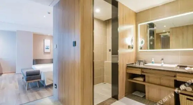 Люкс Atour Hotel Hangzhou Qianjiang New City