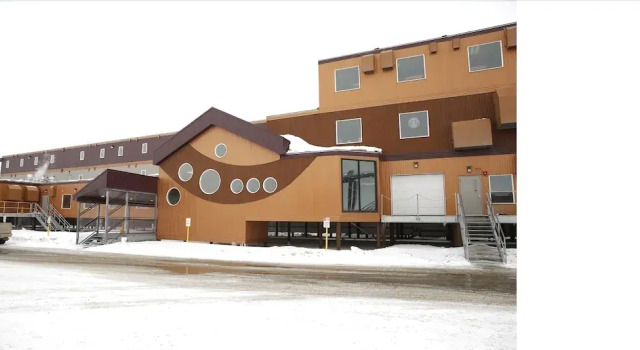 Arctic Oilfield Hotel, Rezerwuj Hotel Prudhoe Bay Alaska