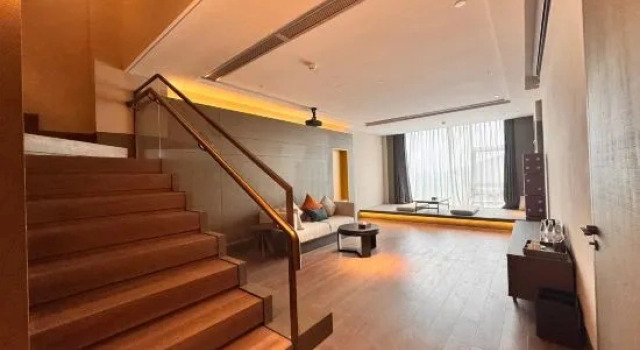 Люкс Chengdu Jiaozi Jinghu Hotel