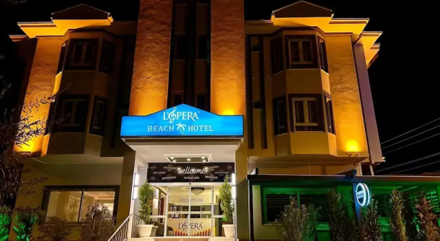 Lopera Beach Hotel