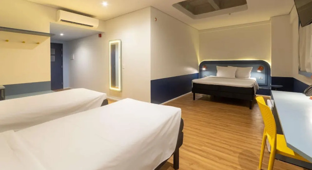 Номер Standard ibis Styles Fortaleza Shopping Giga Mall