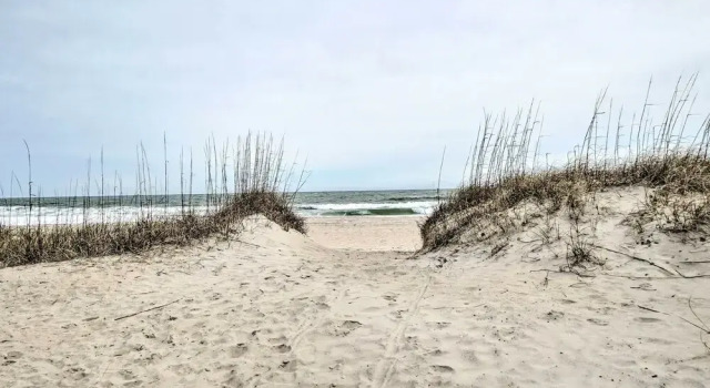 Апартаменты c 1 комнатой с балконом Ocean-view Balcony: Beachfront Hilton Head Condo