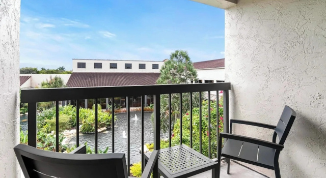 Двухместный номер Standard с видом на сад Miami Lakes Hotel