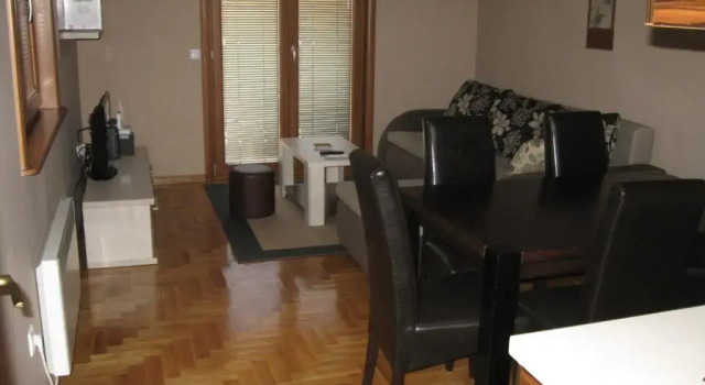 Apartment Nadja, Buchen Sie Ferienwohnung Čajetina 