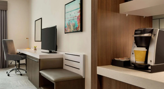 Двухместный номер Standard Hilton Garden Inn Seattle Airport