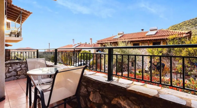 Апартаменты Stoupa Oasis - Spitiko Garden Getaway