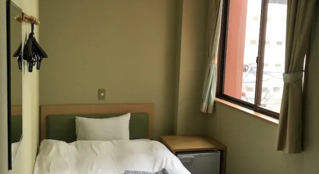 Station Hotel 25, Rezerwuj Hotel Hotele w Chugoku z parkingiem, Parking
