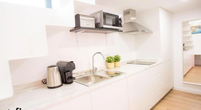 Five House 14A, Забронировать Отель Порту Регион Порту, рядом с Парк Жардим-ду-Морру