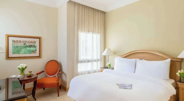 Business dublu suite Mövenpick Hotel Doha